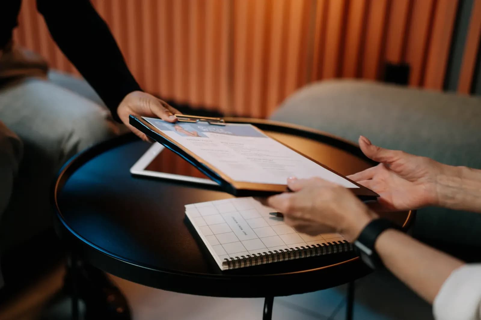 CV başlığı nasıl yazılır konulu blog yazısının kapak görseli