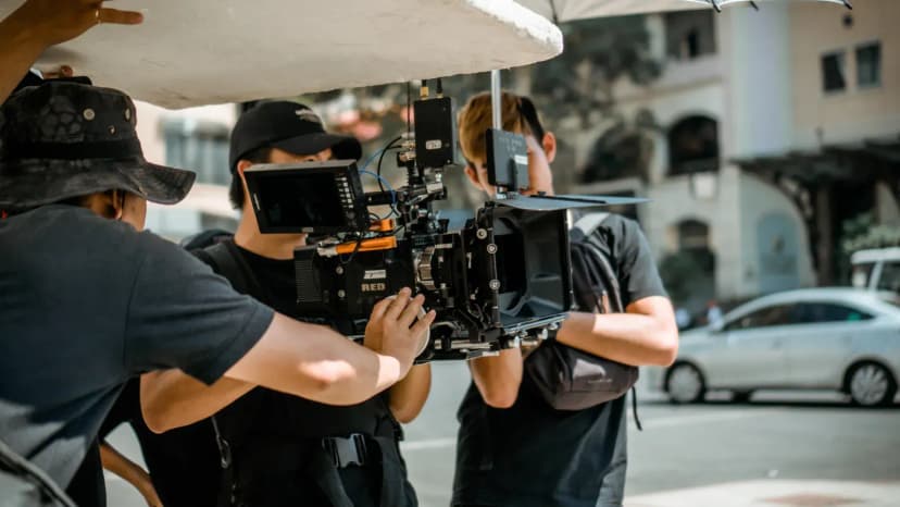 video prodüksiyon ekibi bir sette