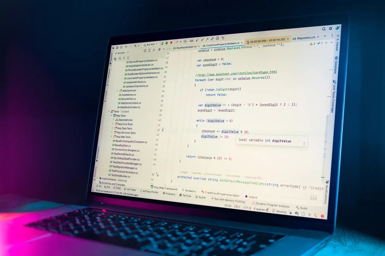 frontend geliştirici cv şablonu konulu blog yazısının kapak görseli