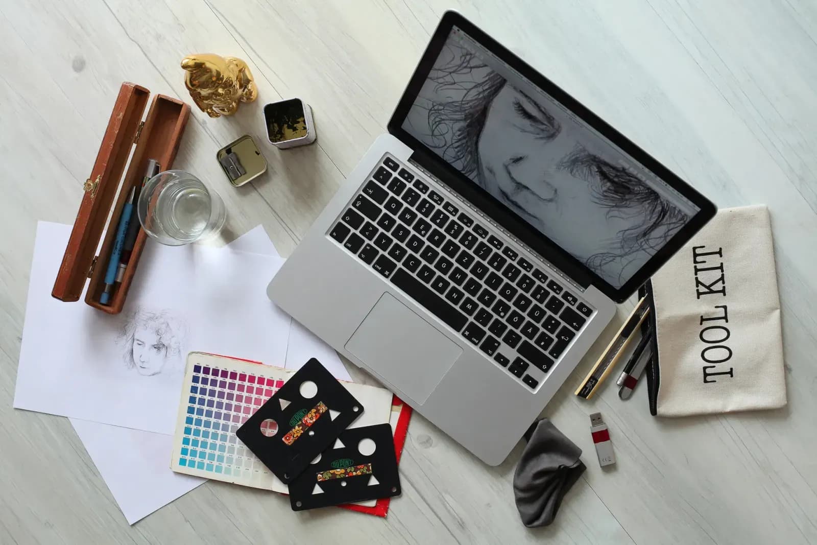 CV'de ikon kullanımı konulu blog yazısının kapak görseli