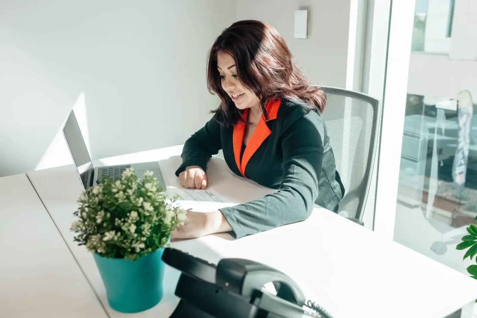 ATS uyumlu CV konulu blog yazısının kapak görseli