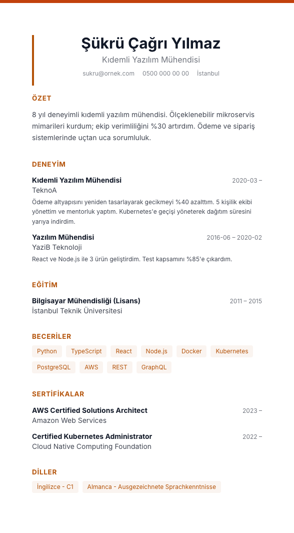 Bakır Yönetici CV şablonu - alternatif vurgu rengiyle