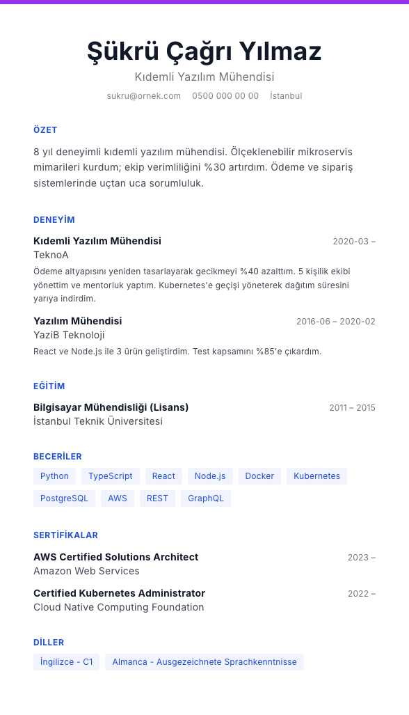 Monogram Merkez CV şablonu - alternatif vurgu rengiyle