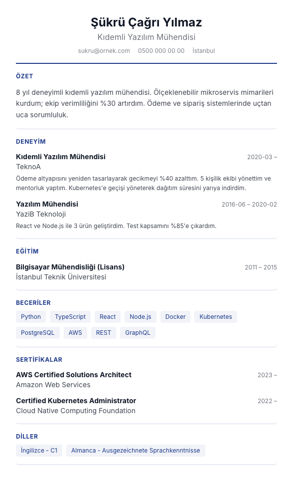 Ortalı Modern CV şablonu önizlemesi - Ortalanmış başlık, IBM Plex ve kompakt dar marjda merkezlenmiş mühendislik düzeni